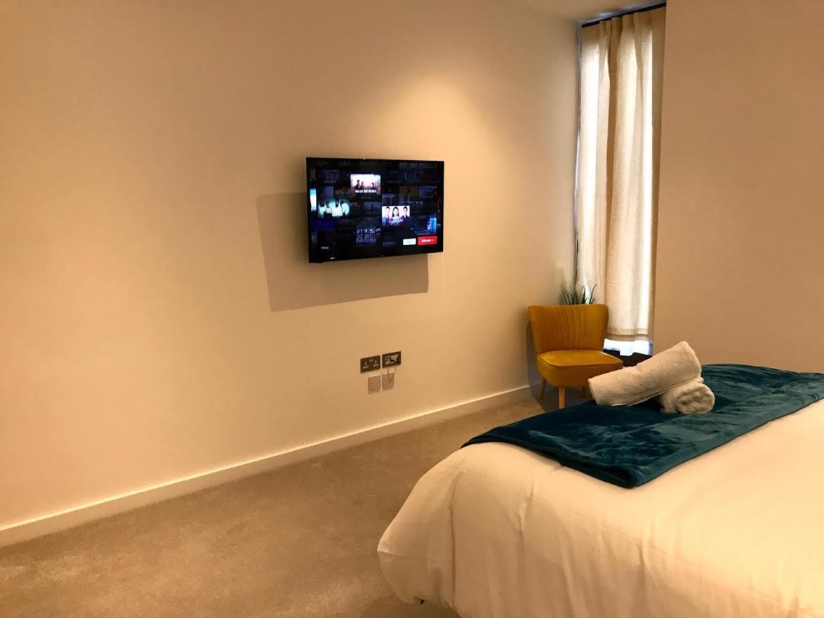 فندق Maplewood Luxurious One-Bed Flat With Free Parking St Albans المظهر الخارجي الصورة